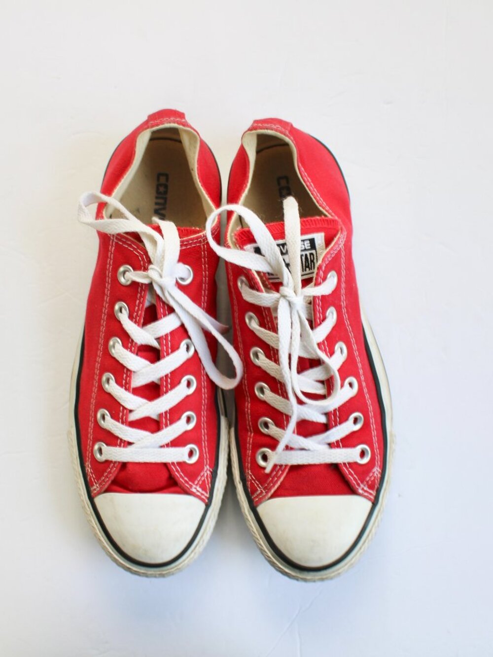 Converse Chuck Taylor All Star Low Top Sneakers in Red Canvas Size 7 M / 9 W - Picture 5 of 7